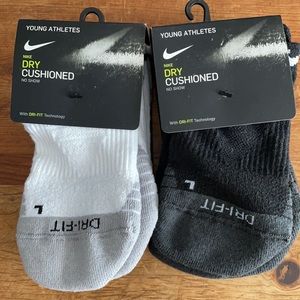 NWT Nike 2 3-pack Dri-Fit Youth Athletic Socks 3-5
